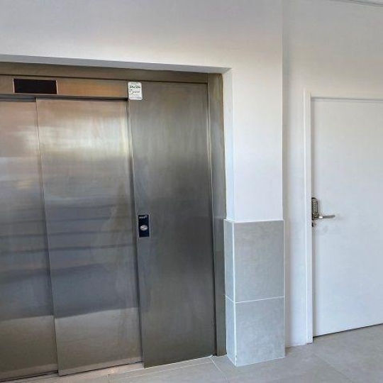  MAUZ IMMO 31 : Commerces | MAUZAC (31410) | 50 m2 | 712 € 