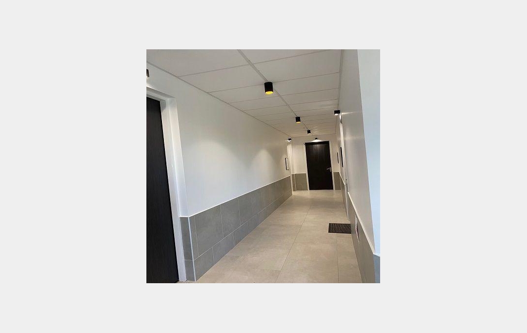 MAUZ IMMO 31 : Commerces | MAUZAC (31410) | 50 m2 | 712 € 