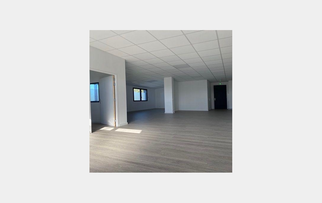 MAUZ IMMO 31 : Commerces | MAUZAC (31410) | 50 m2 | 712 € 