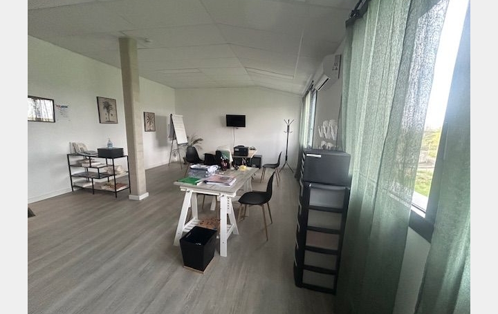 Local commercial   MAUZAC  40 m2 624 € 